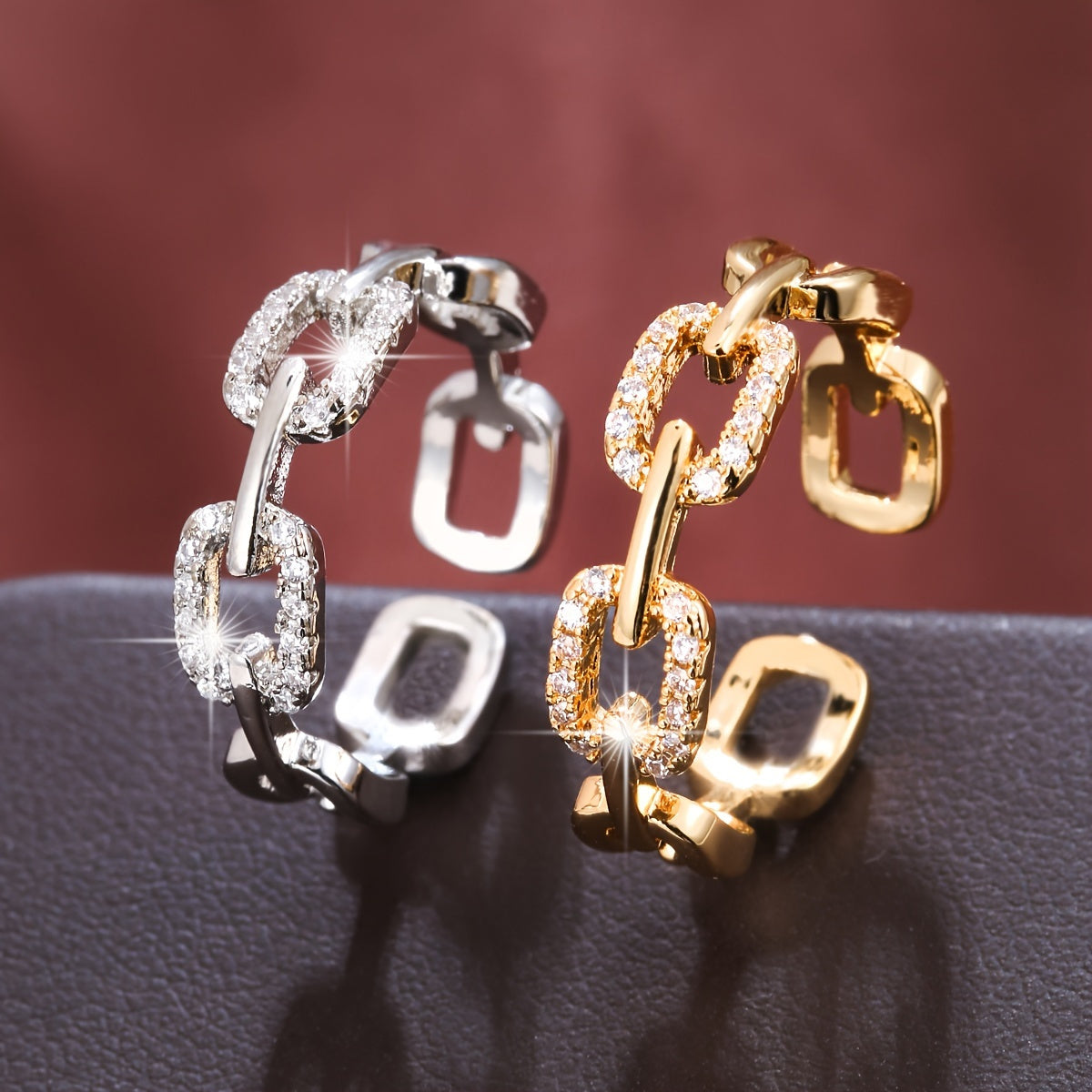 Ring mit funkelndem Zirkonia
