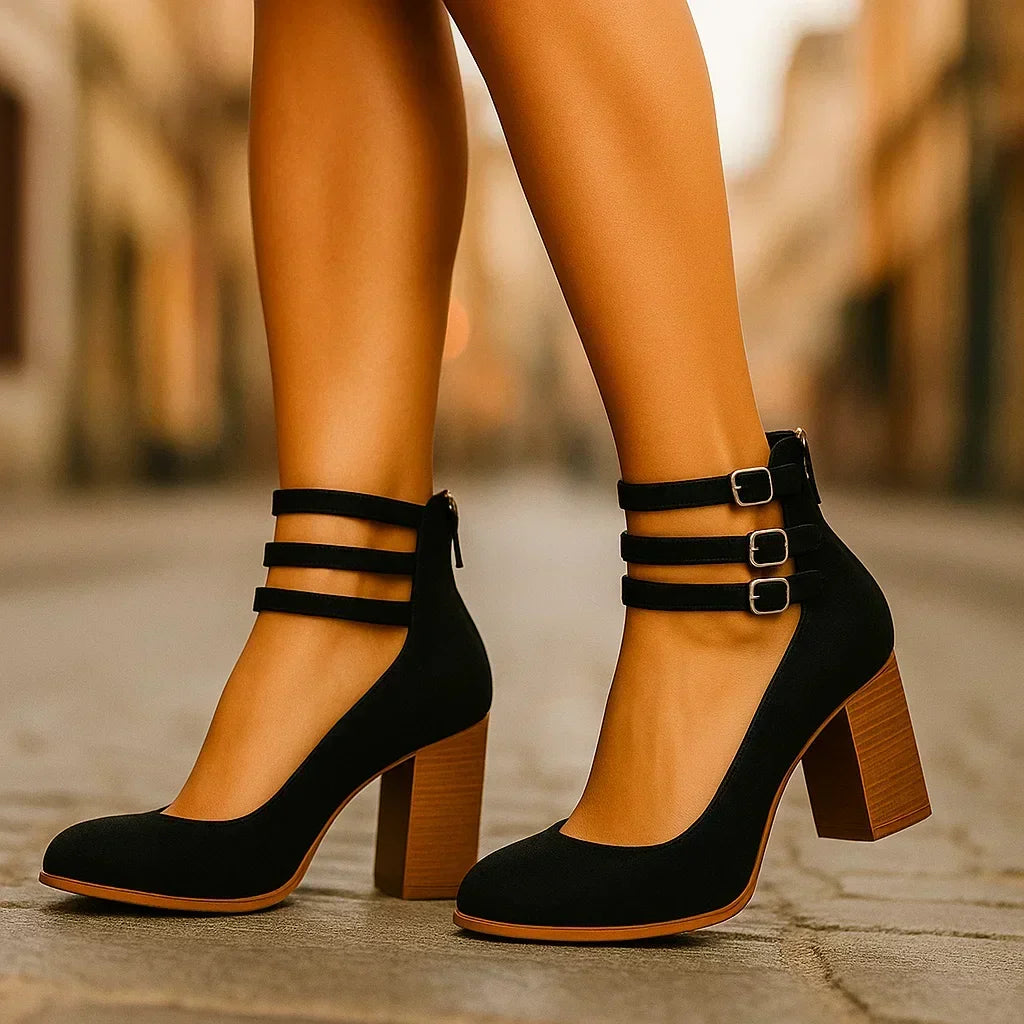 Sofie Raffinierte Riemenpumps