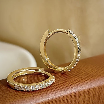 Minimalistische Creolen Weissgold
