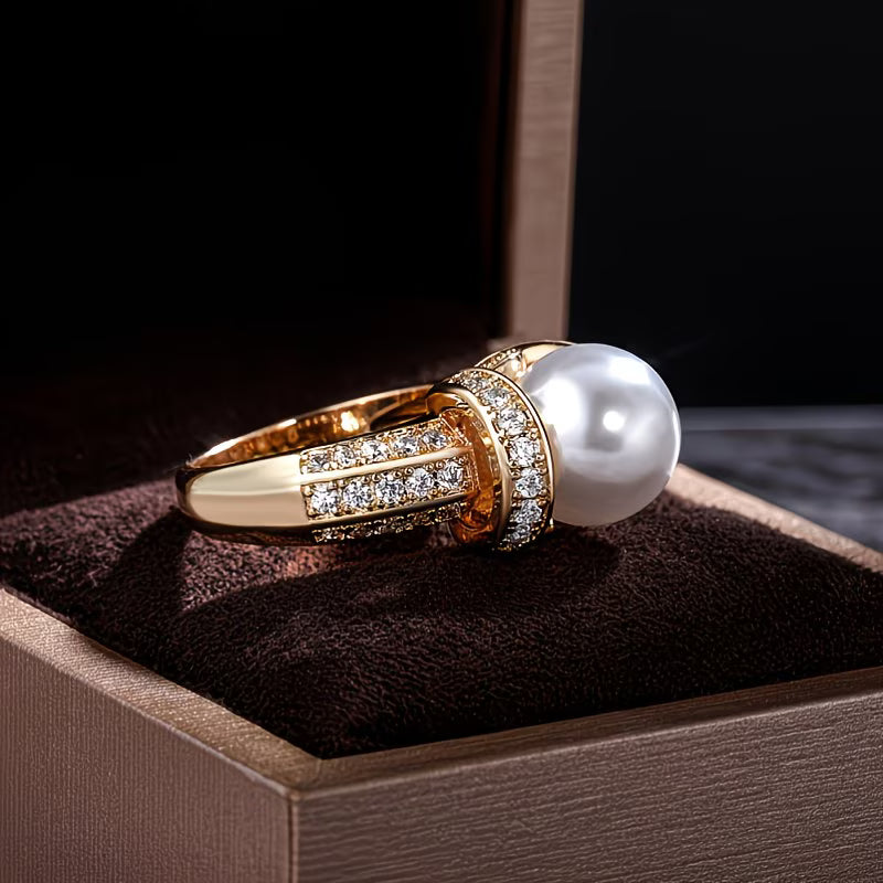 Ring mit Kronenperle