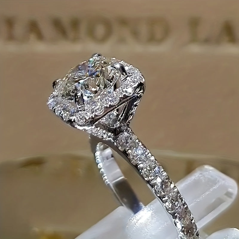 Ring mit einzelnem Zirkonia