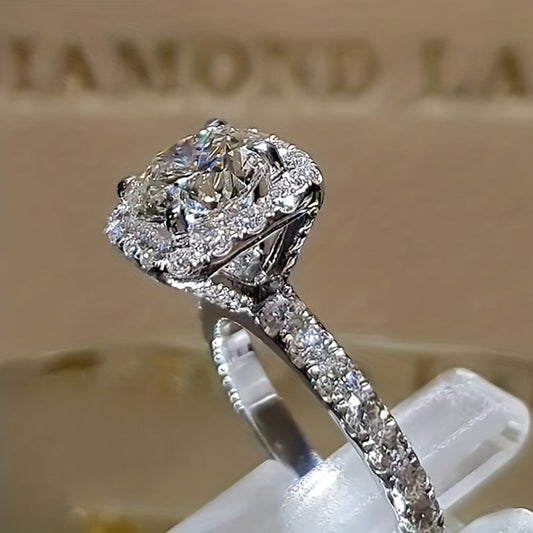 Ring mit einzelnem Zirkonia
