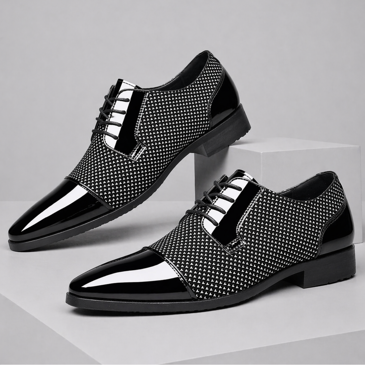 Lackleder-Derby Schuhe