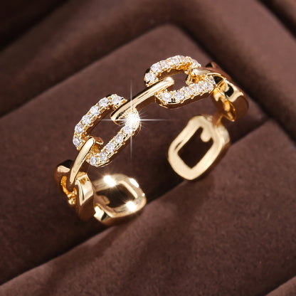 Ring mit funkelndem Zirkonia