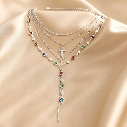 Schmuckset mit bunten Steinen