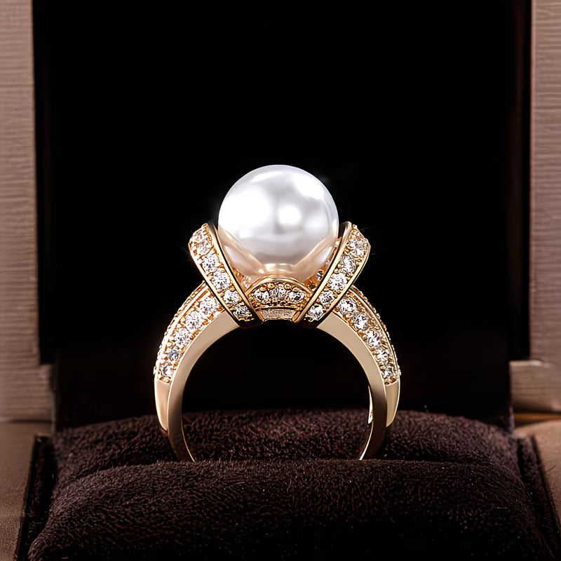 Ring mit Kronenperle