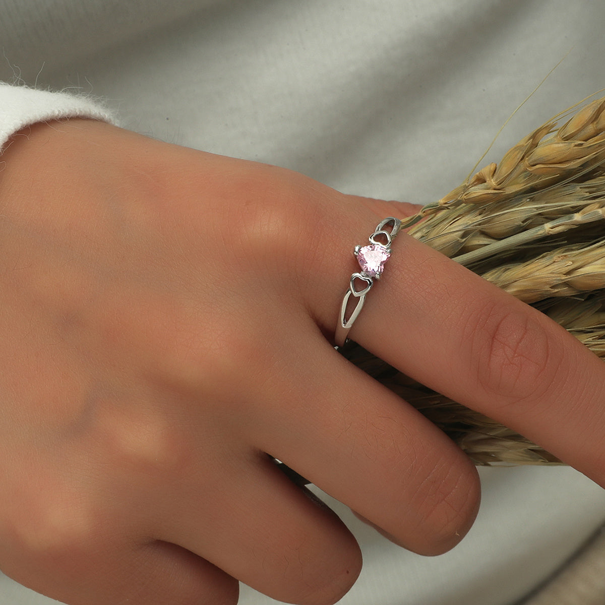 Rosalie Ring mit Herzzirkonia