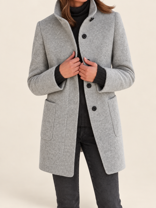 Nora Komfortjacke mit hohem Kragen
