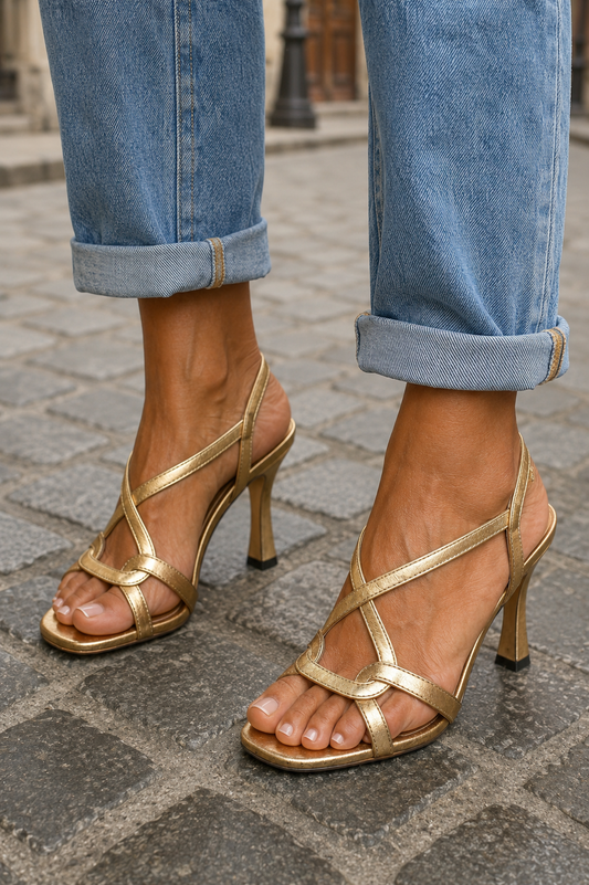Cassie Goldene Absatzsandalen