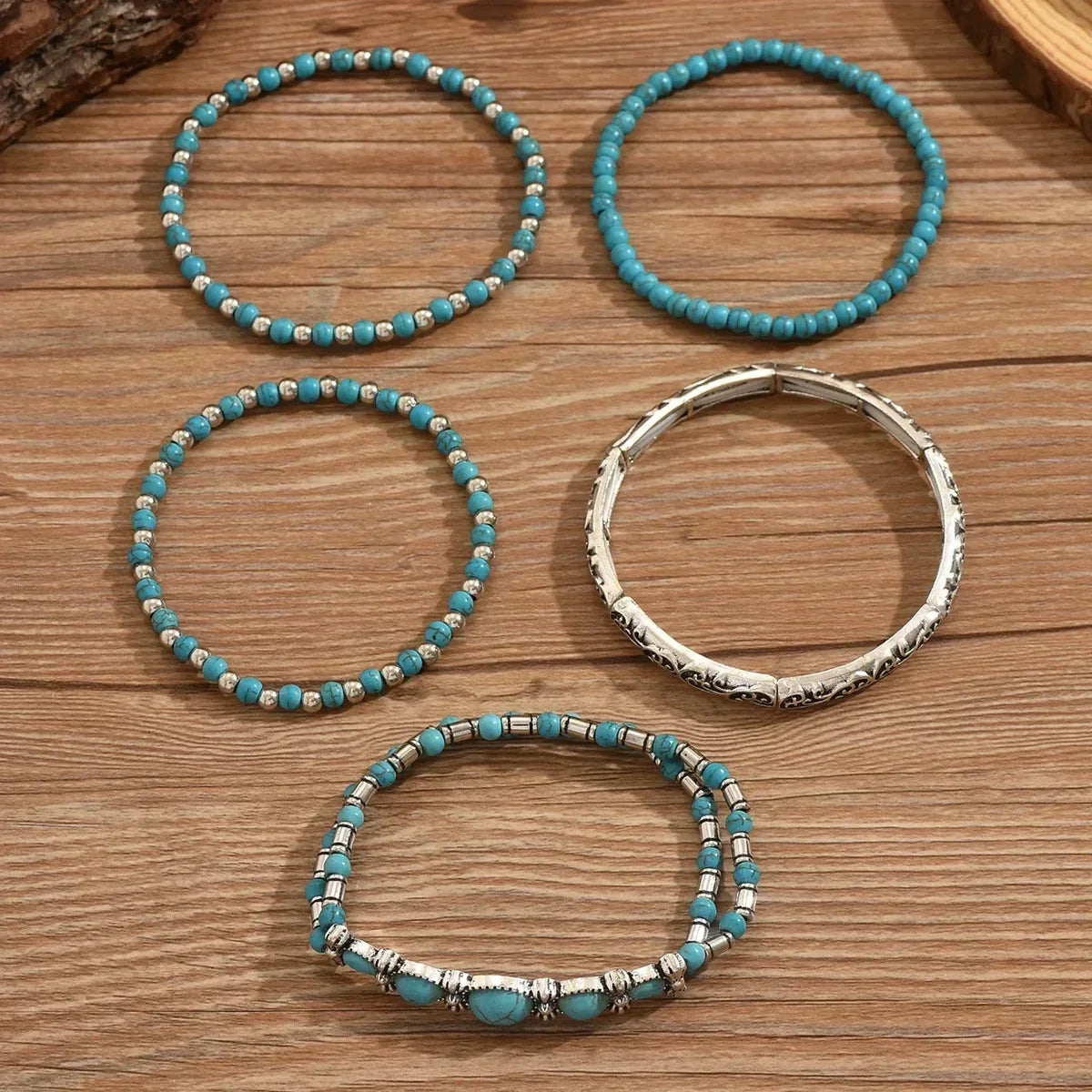 Mire Armbänder
