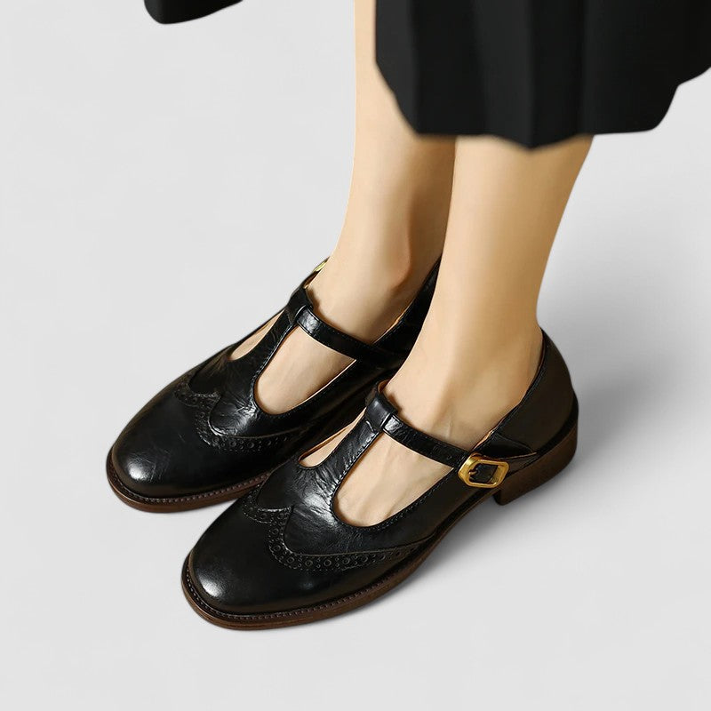 Margot Perforierte Riemchenschuhe