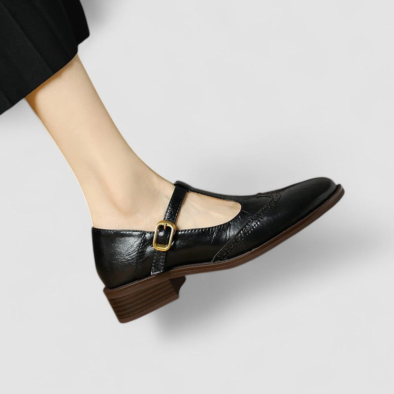 Margot Perforierte Riemchenschuhe
