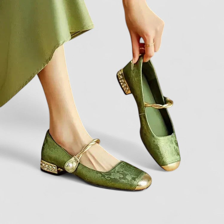 Camille Satin-Pumps Zierabsatz