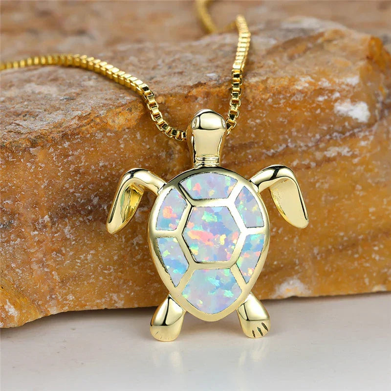 Vintage-Schildkrötenkette mit Feueropal