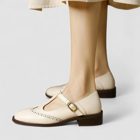 Margot Perforierte Riemchenschuhe