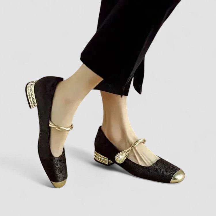 Camille Satin-Pumps Zierabsatz