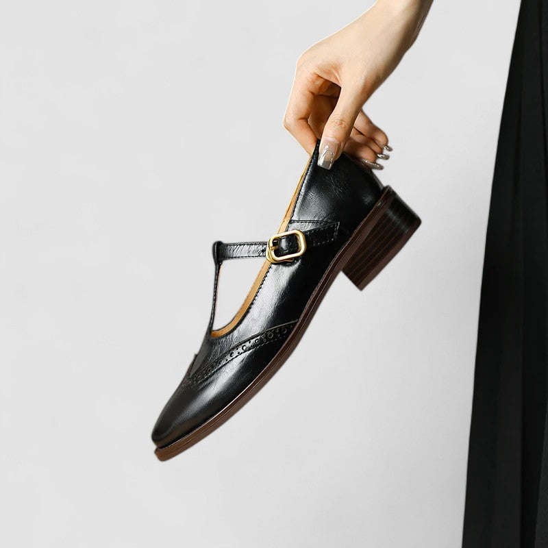 Margot Perforierte Riemchenschuhe