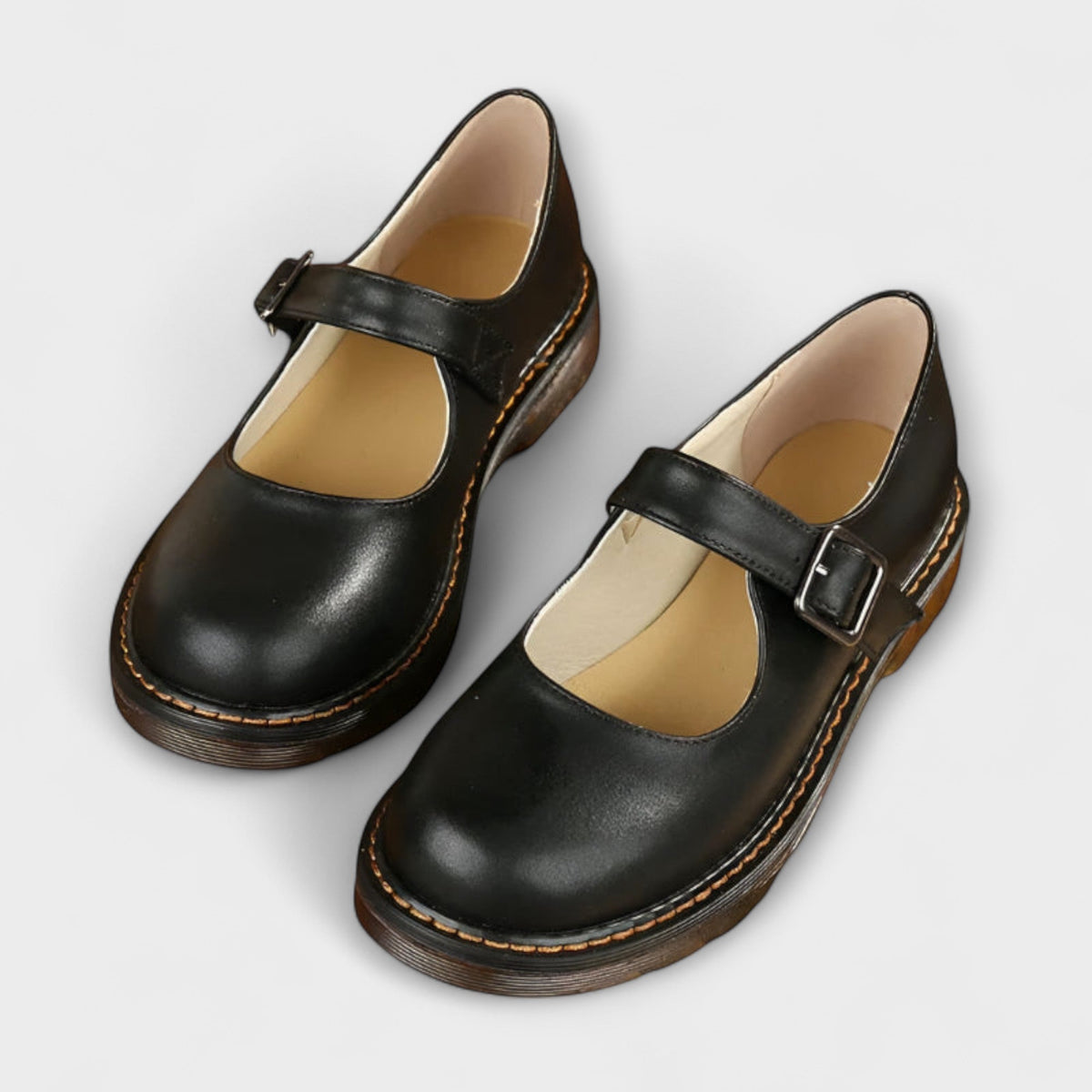 Claire Schnallen-Loafer Ziernähte