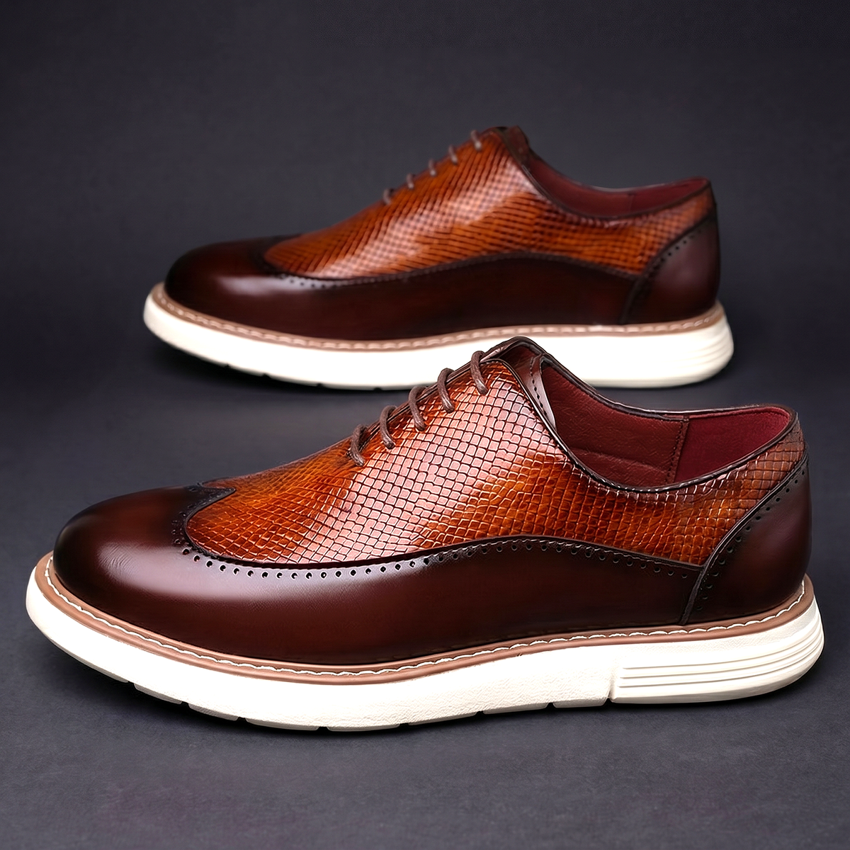 Brogue-Sneaker Kroko-Optik