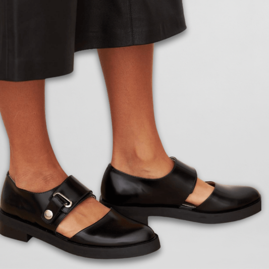 Antonietta Mary Janes Verstellbar