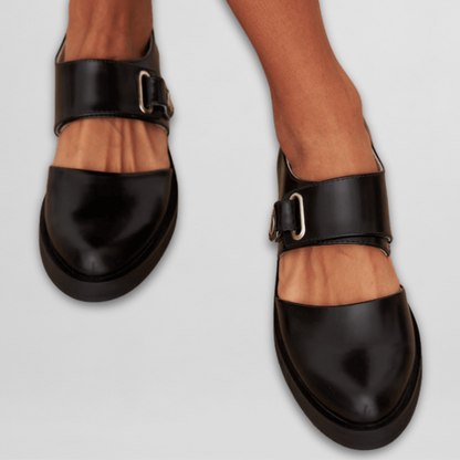 Antonietta Mary Janes Verstellbar