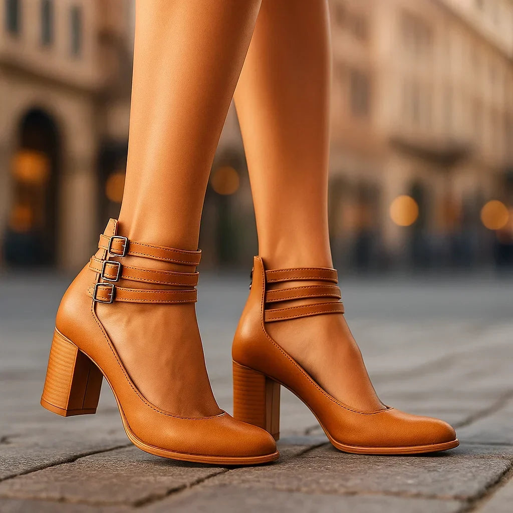 Sofie Raffinierte Riemenpumps