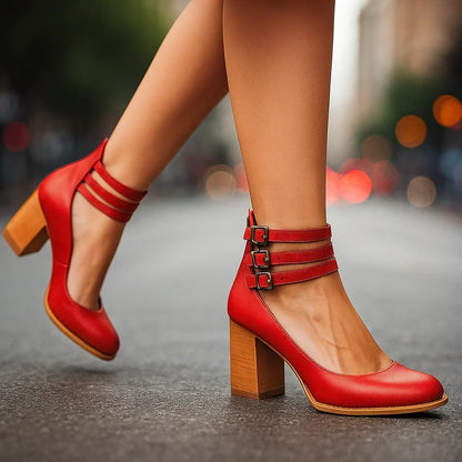 Sofie Raffinierte Riemenpumps