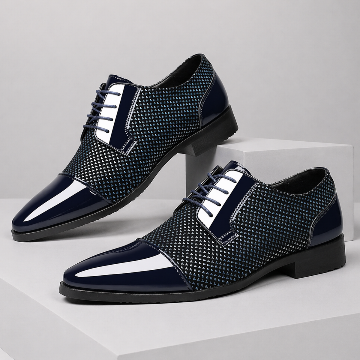 Lackleder-Derby Schuhe