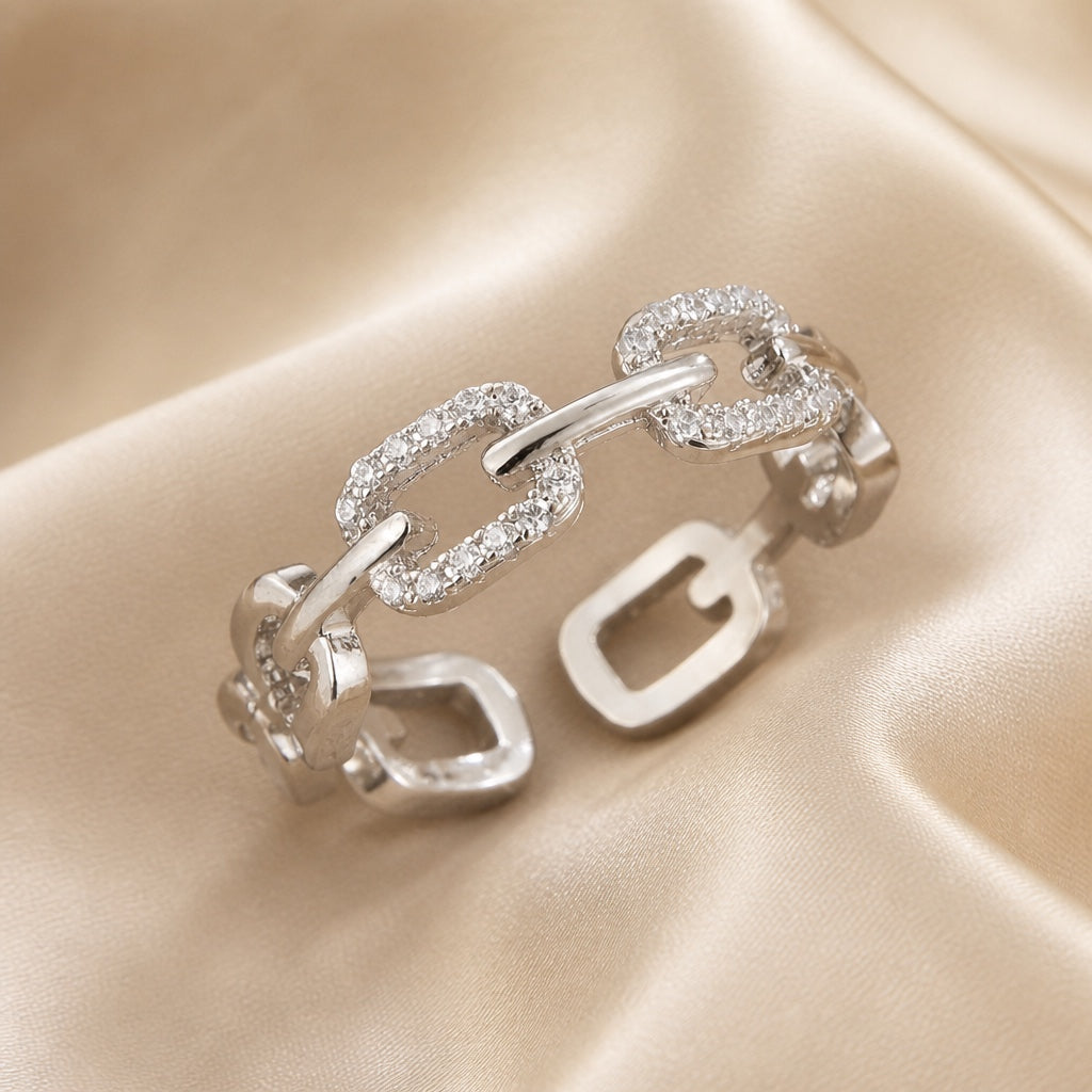 Ring mit funkelndem Zirkonia
