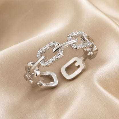 Ring mit funkelndem Zirkonia