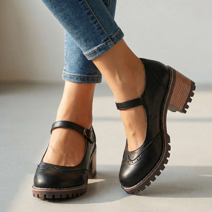 Isabelle T-Steg-Pumps