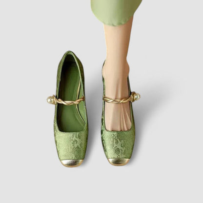 Camille Satin-Pumps Zierabsatz