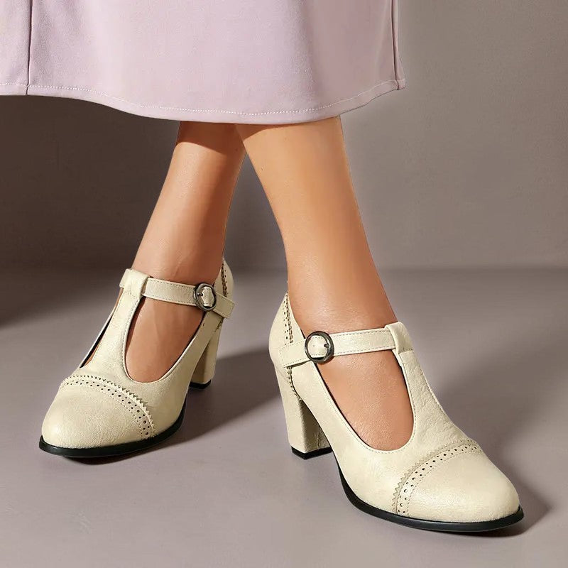 Sandrine Perforierte Riemchenpumps