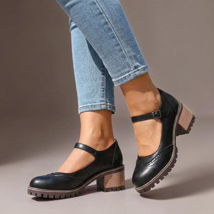 Isabelle T-Steg-Pumps