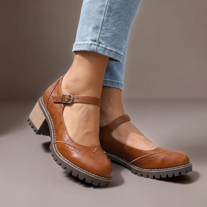 Isabelle T-Steg-Pumps