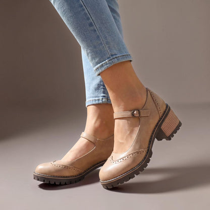 Isabelle T-Steg-Pumps