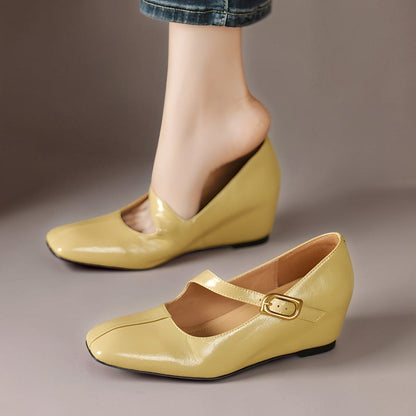 Michèle Eckige Lederpumps
