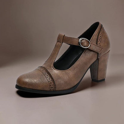 Sandrine Perforierte Riemchenpumps