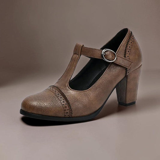 Sandrine Perforierte Riemchenpumps